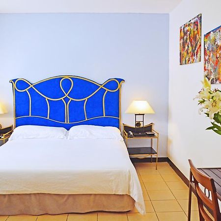Hotel Angel Azul มานากัว ภายนอก รูปภาพ