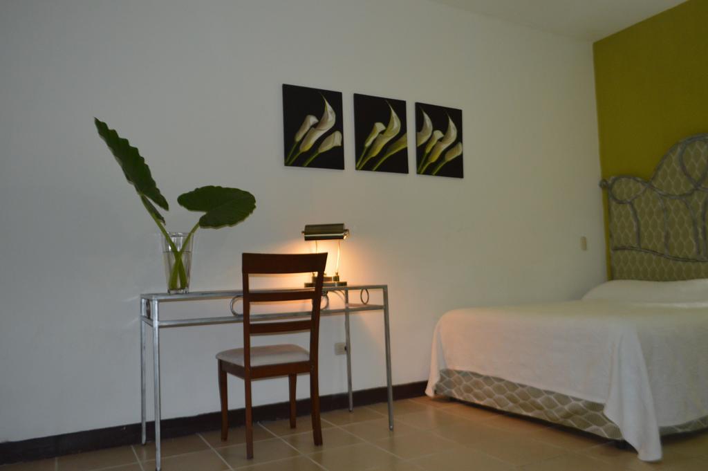 Hotel Angel Azul มานากัว ภายนอก รูปภาพ