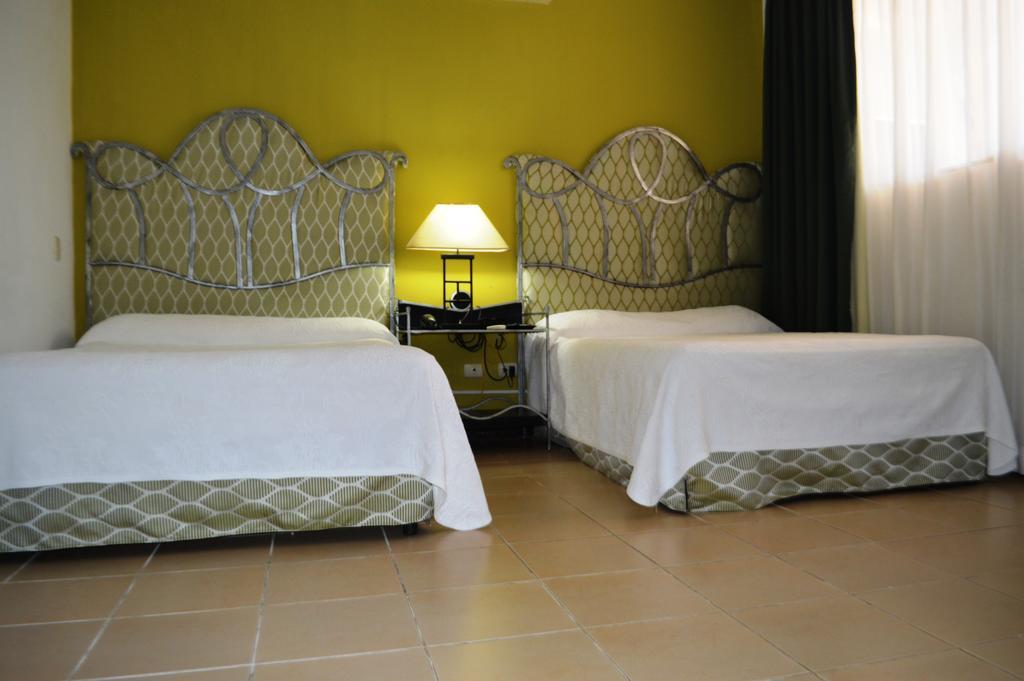Hotel Angel Azul มานากัว ภายนอก รูปภาพ