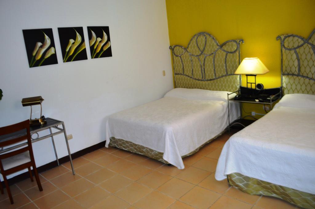 Hotel Angel Azul มานากัว ภายนอก รูปภาพ