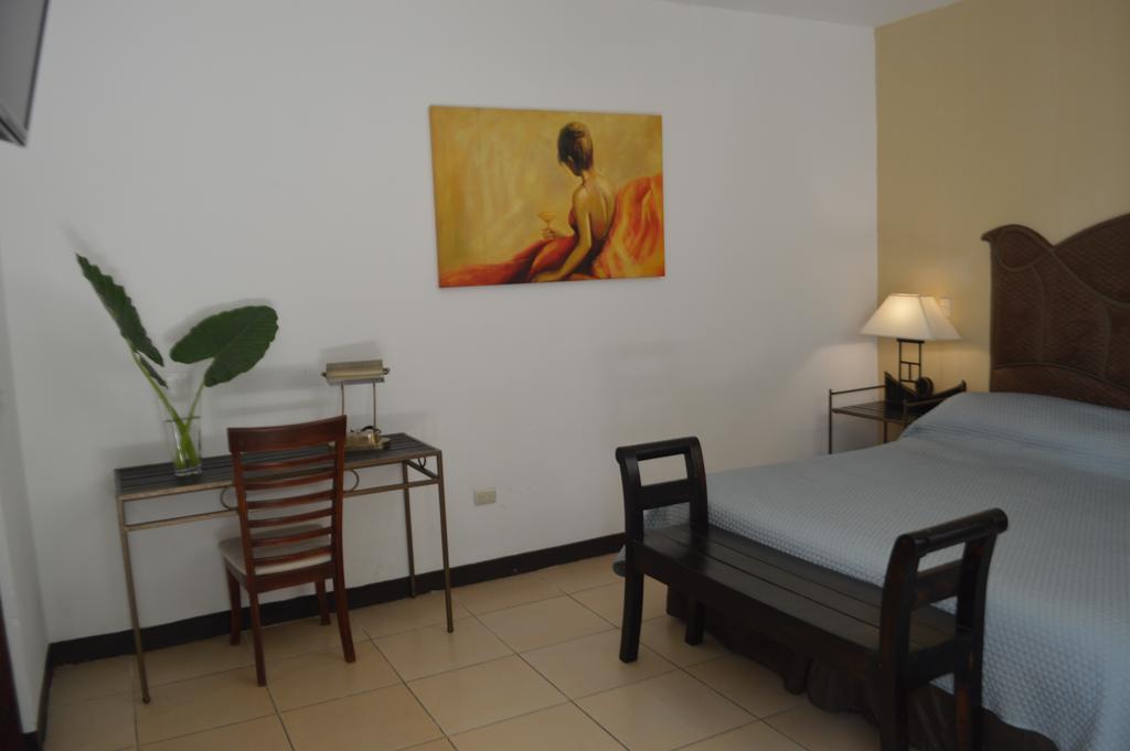 Hotel Angel Azul มานากัว ภายนอก รูปภาพ