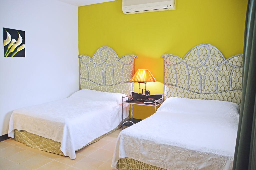 Hotel Angel Azul มานากัว ภายนอก รูปภาพ