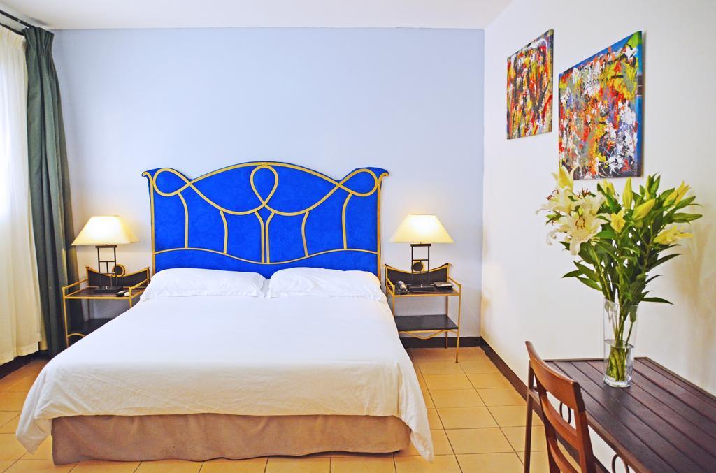 Hotel Angel Azul มานากัว ภายนอก รูปภาพ